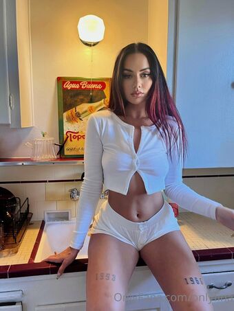 OnlyFina Foto Desnuda Filtrada OnlyFans 18