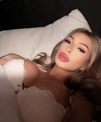 onlyy1ashh Foto Desnuda Filtrada OnlyFans 2