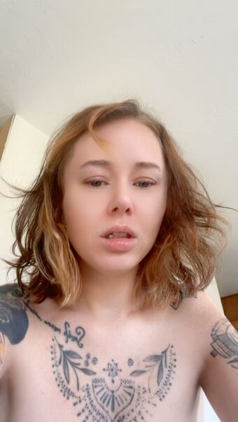 oopsiedaisybee Foto Desnuda Filtrada OnlyFans 1