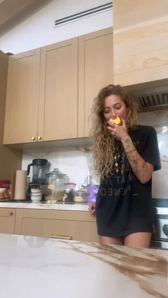 Paris Jackson Foto Desnuda Filtrada OnlyFans 2