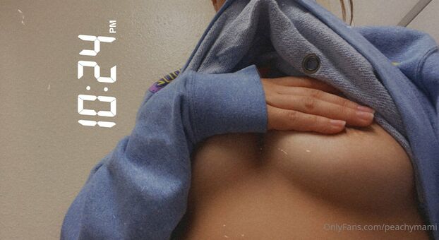 Peachymami Foto Desnuda Filtrada OnlyFans 35