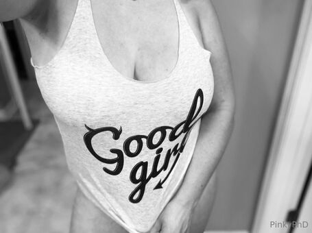 pinkyphd Foto Desnuda Filtrada OnlyFans 13