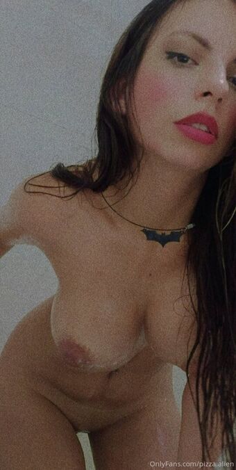 Pizza.alien Foto Desnuda Filtrada OnlyFans 20