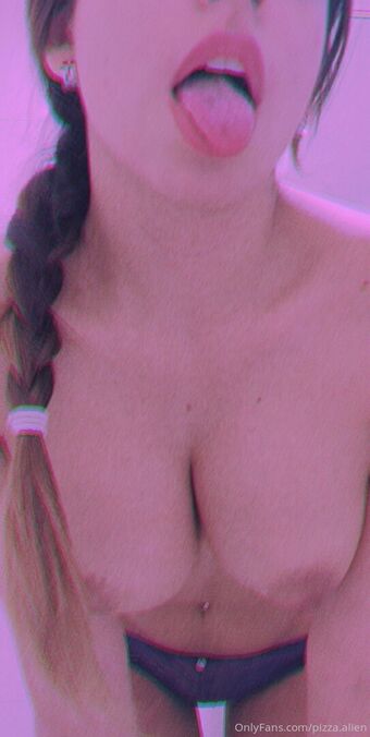 Pizza.alien Foto Desnuda Filtrada OnlyFans 23