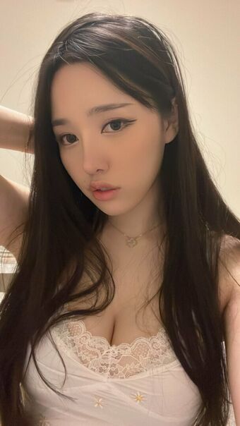 Ploo3o Foto Desnuda Filtrada OnlyFans 11