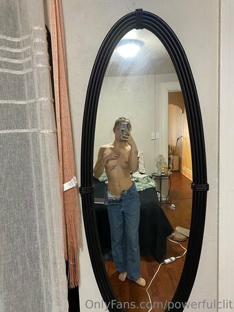 powerfulclit Foto Desnuda Filtrada OnlyFans 15
