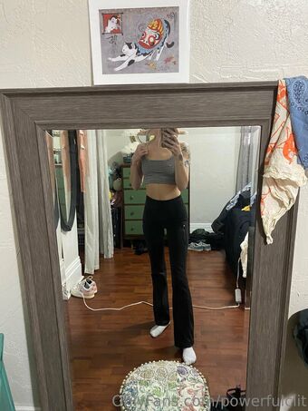 powerfulclit Foto Desnuda Filtrada OnlyFans 18