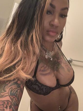 PrettyRedz Foto Desnuda Filtrada OnlyFans 24