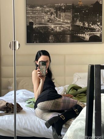 prettyyangell Foto Desnuda Filtrada OnlyFans 39