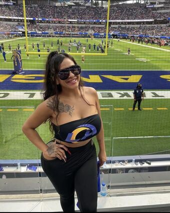 Queen_jayyy21