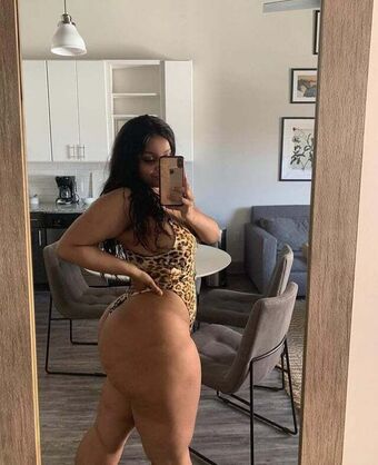 queenreda Foto Desnuda Filtrada OnlyFans 2