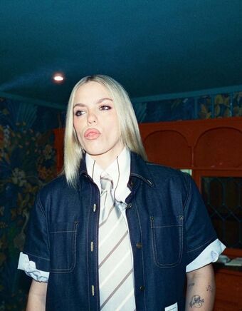 Renee Rapp Foto Desnuda Filtrada OnlyFans 149