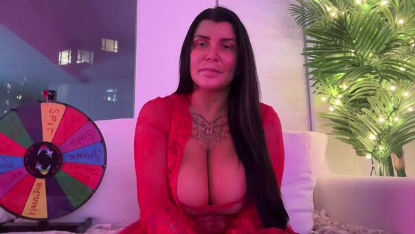 romi rain