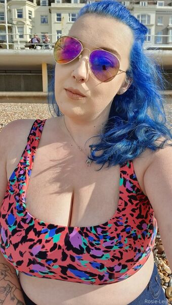 Rosie-Leigh-x