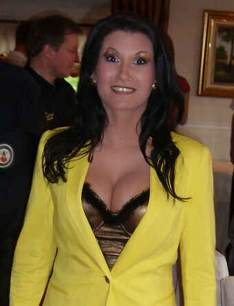 Sandra Stumptner