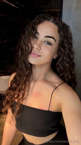 sandra_tiny