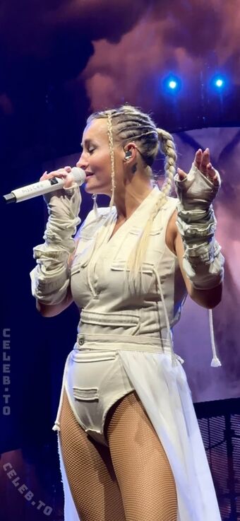 Sarah Connor Foto Desnuda Filtrada OnlyFans 259