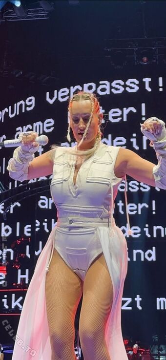 Sarah Connor Foto Desnuda Filtrada OnlyFans 261