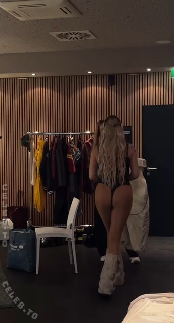 Sarah Connor Foto Desnuda Filtrada OnlyFans 264