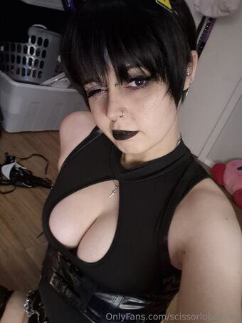 scissorlobotomy Foto Desnuda Filtrada OnlyFans 21