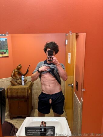 shredandbread Foto Desnuda Filtrada OnlyFans 34