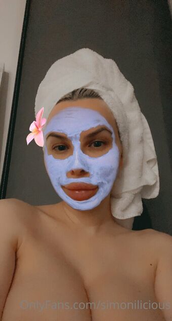 simonilicious Foto Desnuda Filtrada OnlyFans 16