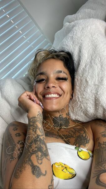 Sincerelymerce Foto Desnuda Filtrada OnlyFans 5
