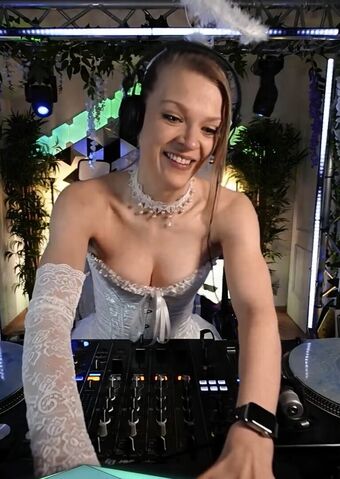 Sintica Foto Desnuda Filtrada OnlyFans 69