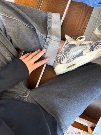 sofia_ash