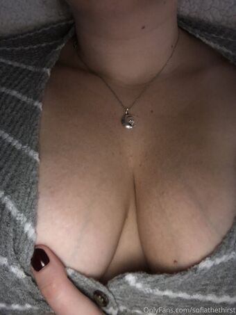 sofiathethirst Foto Desnuda Filtrada OnlyFans 15