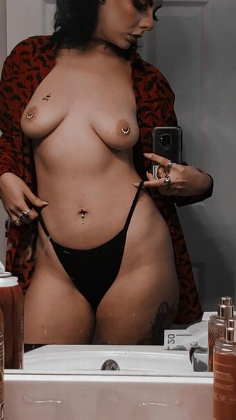 somethingvvicked Foto Desnuda Filtrada OnlyFans 4