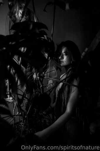 spiritsofnature Foto Desnuda Filtrada OnlyFans 20