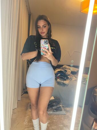 strabawi Foto Desnuda Filtrada OnlyFans 33