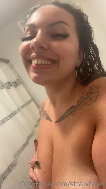 strawbees Foto Desnuda Filtrada OnlyFans 11