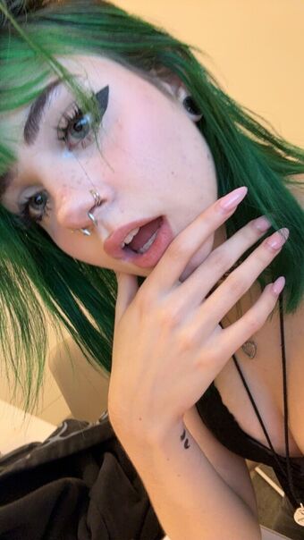 Tabbiki Foto Desnuda Filtrada OnlyFans 1
