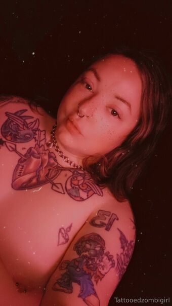 tattooedzombigirl