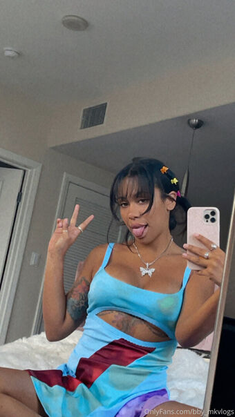 thatonegirlmikeyvlogs