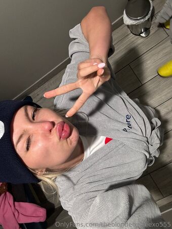 theblondebarbiexo555