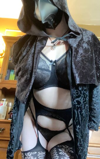 TheOfficialWiltedRose