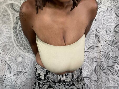 Therealblackqueenraven