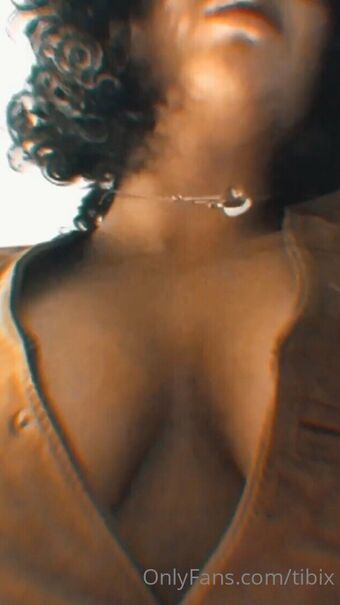 tibix Foto Desnuda Filtrada OnlyFans 6