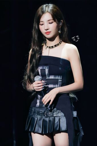 tiny.pretty.j
