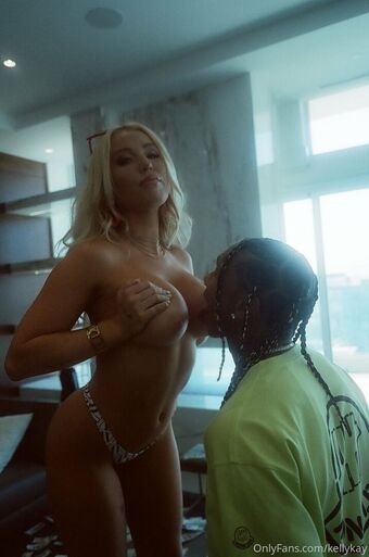 Tyga Foto Desnuda Filtrada OnlyFans 24