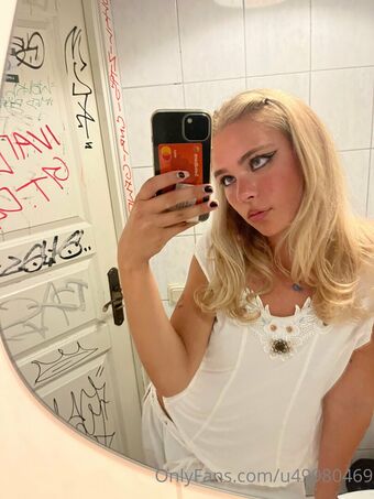 u49980469 Foto Desnuda Filtrada OnlyFans 11