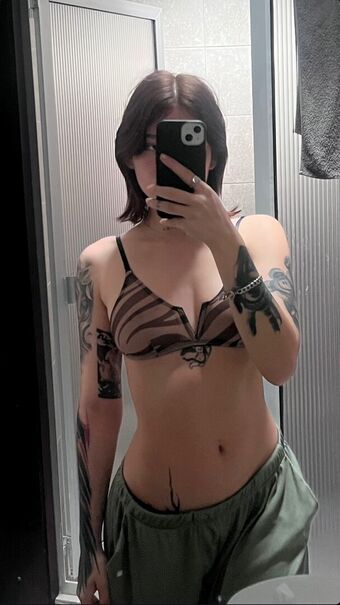 valcattt Foto Desnuda Filtrada OnlyFans 1