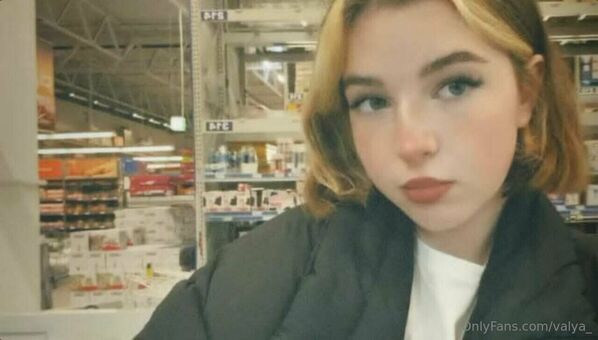 valya_