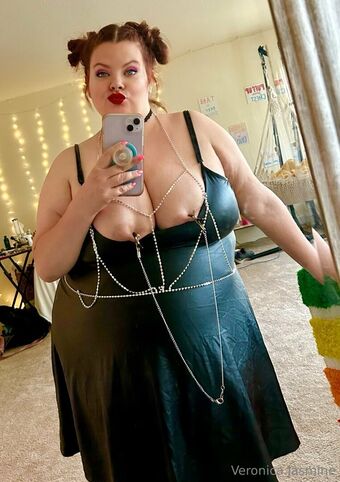 veronicajasmine