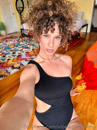 vibewithmommy Foto Desnuda Filtrada OnlyFans 236