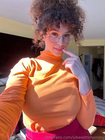 vibewithmommy Foto Desnuda Filtrada OnlyFans 239