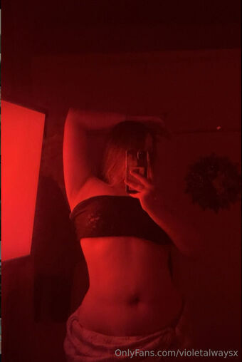 violetalwaysx Foto Desnuda Filtrada OnlyFans 14